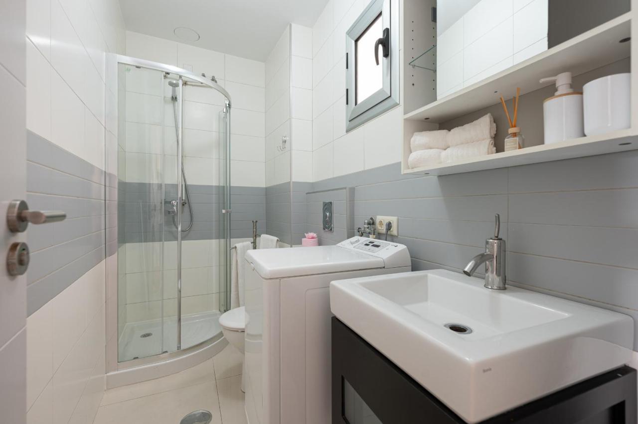 Homeforguest Two-Bedroom Apartment In The Heart Of Triana Las Palmas de Gran Canaria Luaran gambar